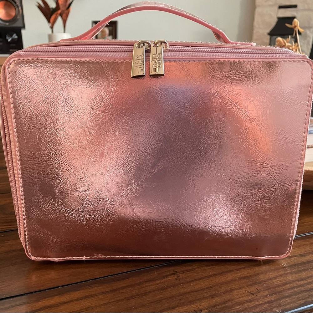 Beis cosmetic case